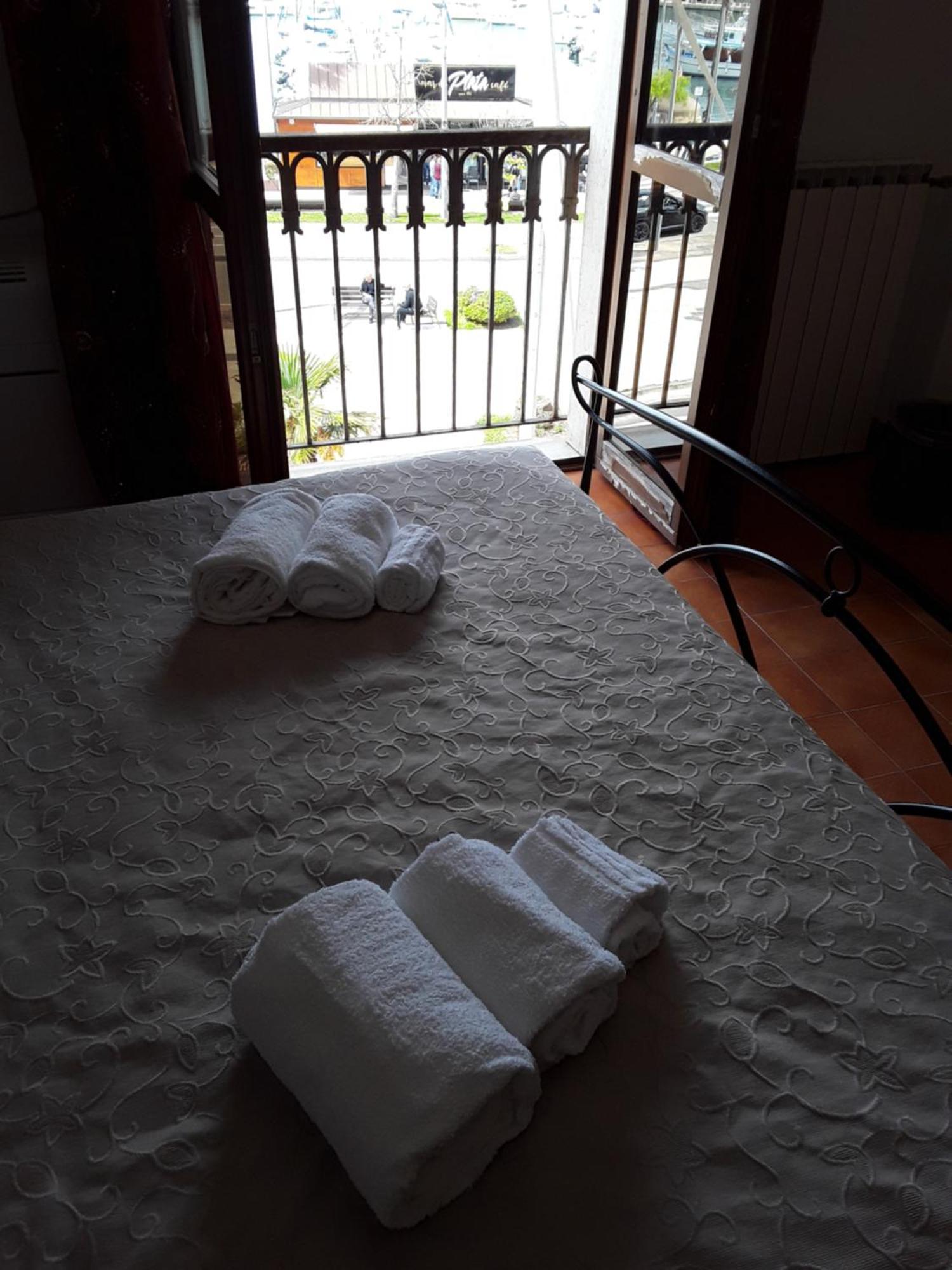 אלגהרו L'Aragosta Guesthouse מראה חיצוני תמונה